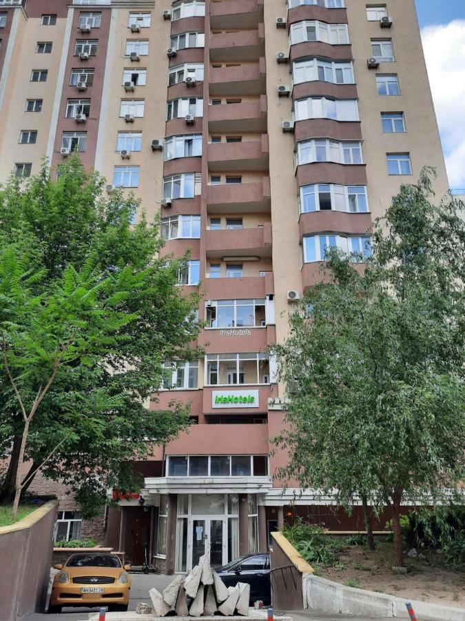 Прекрасная Комфортная Квартира В Центре Киева Рядом С Жд Вокзалом Метро Вокзальная И Университет Buitenkant foto